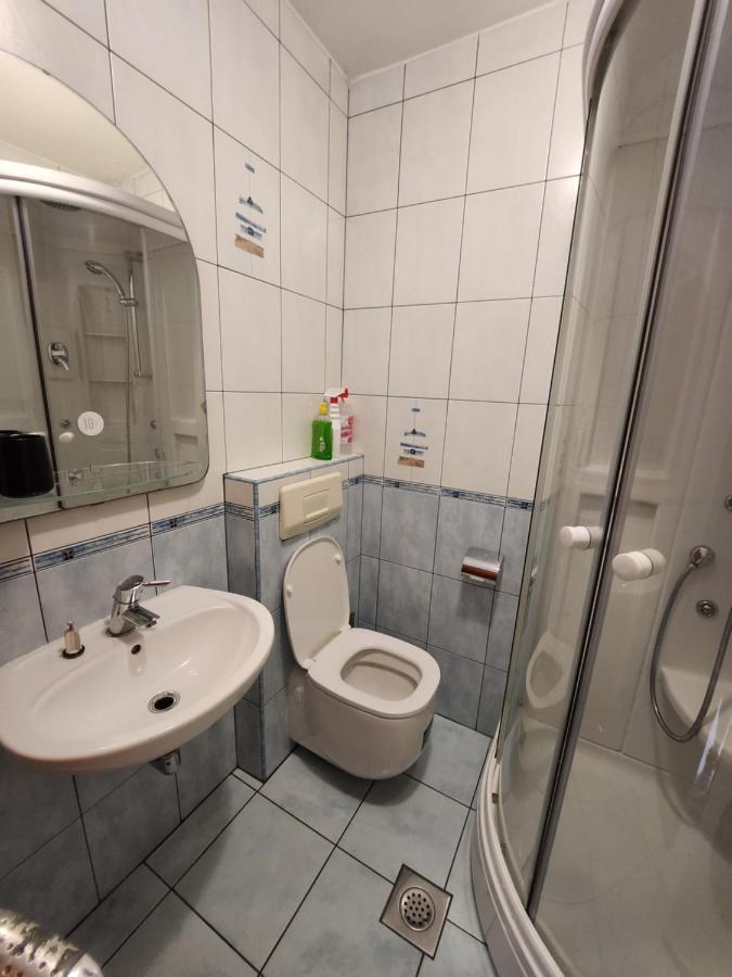 Lucija Leilighet Karlobag Eksteriør bilde